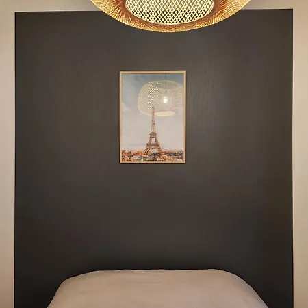 Apartment 3 Pieces Refait A Neuf Par Architecte ! Paris